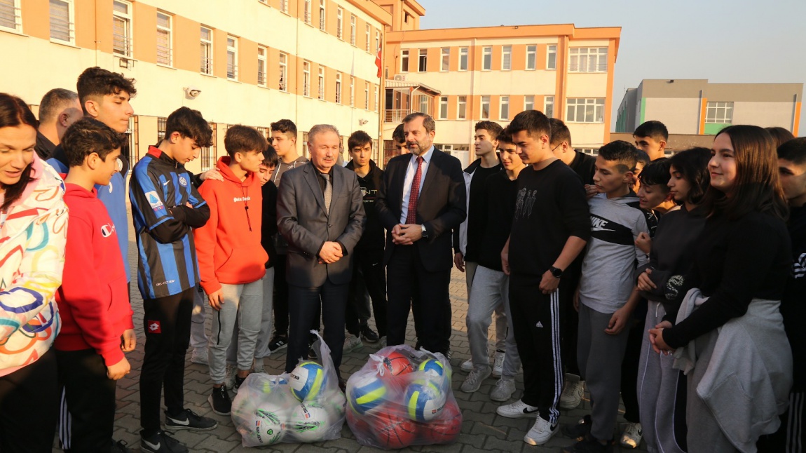 Belediye Başkanımız Mustafa IŞIK'ın okulumuzu ziyareti